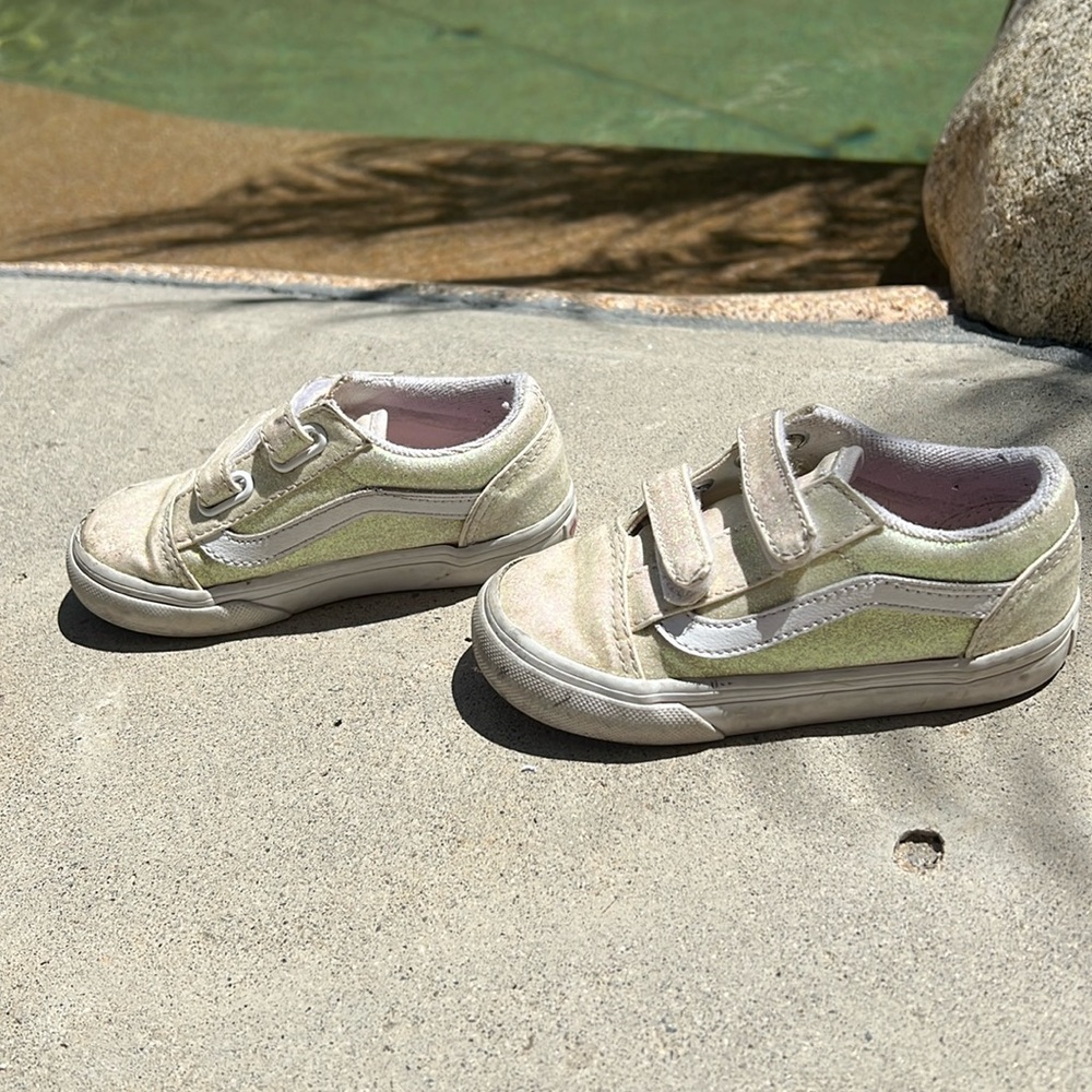 White sparkle vans size 8